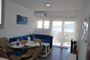 Larissa Sunrise Apartment